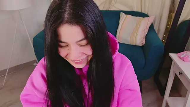 Snapshot of Erika_Moan_ chatting on March 2, 7:15 am Erika Moan online show from March 2, 7:15 am