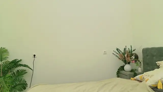 Snapshot of Erika_Moan_ chatting on March 15, 5:57 am Erika Moan online show from March 15, 5:57 am