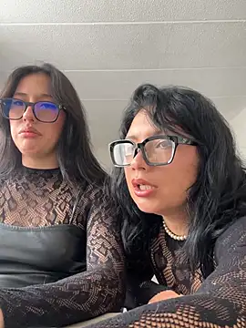 susi chimm online show from May 2, 3:06 pm