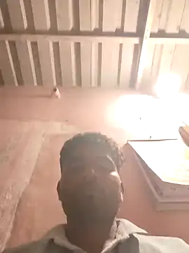 Snapshot of Fantasy_King_3939 chatting on February 21, 7:42 am Fantasy King 3939 online show from February 21, 7:42 am