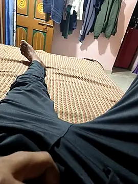 Snapshot of Fantasy_King_3939 chatting on February 22, 10:47 am Fantasy King 3939 online show from February 22, 10:47 am