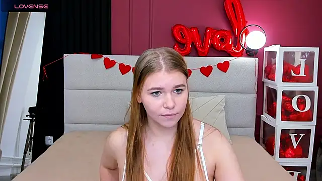 AvaSunshine  online show from March 2, 7:15 am