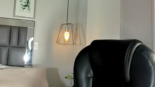 Snapshot of Kataleya_west chatting on July 27, 7:32 pm Kataleya west online show from July 27, 7:32 pm