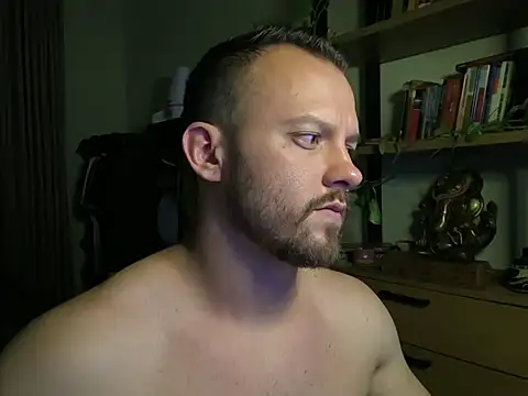 Snapshot of amanteloiro chatting on May 28, 9:56 pm amanteloiro online show from May 28, 9:56 pm