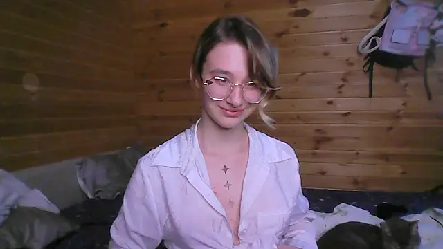Snapshot of Silva-Tailll chatting on May 28, 5:21 pm Silva-Tailll online show from May 28, 5:21 pm