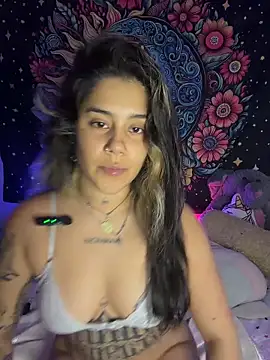 QueenNatt online show from March 3, 8:48 pm