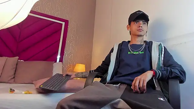 Dominic Foxx online show from February 26, 12:37 pm