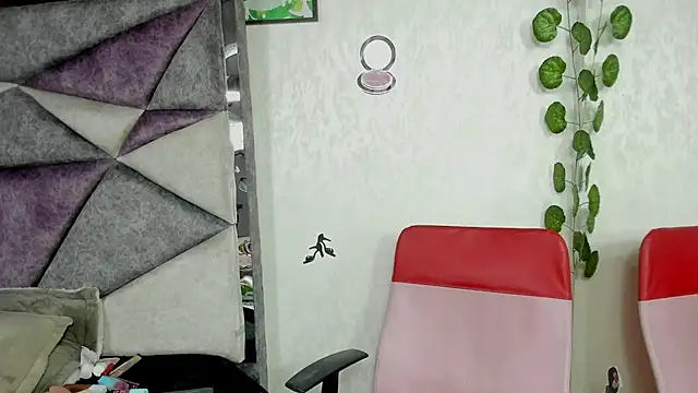 JennieRider online show from June 21, 6:10 pm