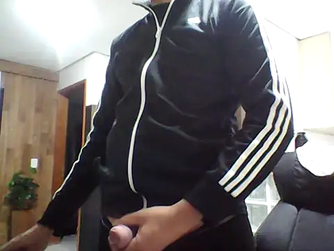 Snapshot of FabioZoe1 chatting on May 29, 3:48 am FabioZoe1 online show from May 29, 3:48 am
