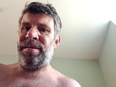 Snapshot of stud2512 chatting on July 6, 3:36 pm stud2512 online show from July 6, 3:36 pm