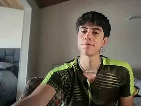 Stolas ying online show from March 17, 3:04 pm