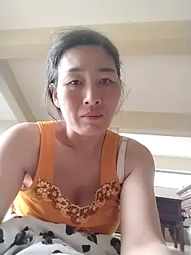 lris-Beauty77 online show from March 6, 7:16 am