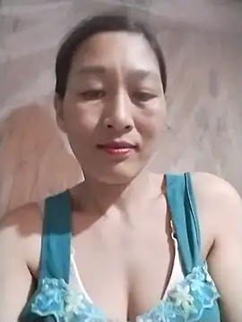 lris-Beauty77 online show from May 14, 2:13 pm