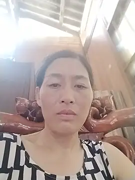 lris-Beauty77 online show from July 30, 10:03 am