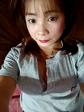 Him MountainGirl26 online show from February 23, 5:27 am