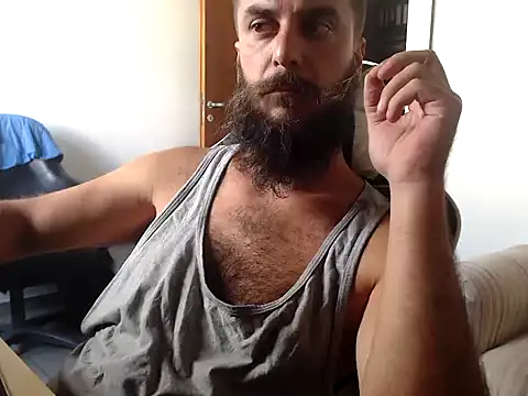 Snapshot of willymoliere chatting on February 22, 8:07 pm willymoliere online show from February 22, 8:07 pm