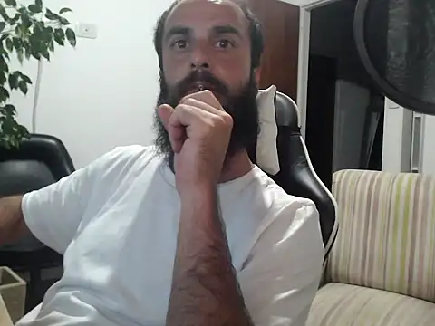 Snapshot of willymoliere chatting on March 29, 12:32 am willymoliere online show from March 29, 12:32 am