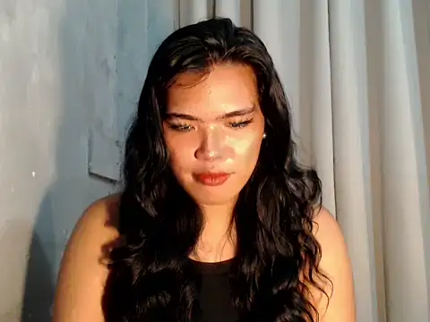 Snapshot of Royalty_marcela6969 chatting on July 24, 1:47 am Royalty marcela6969 online show from July 24, 1:47 am