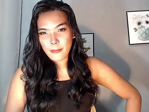 Snapshot of Royalty_marcela6969 chatting on July 25, 12:42 am Royalty marcela6969 online show from July 25, 12:42 am