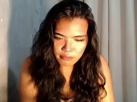 Snapshot of Royalty_marcela6969 chatting on August 3, 5:50 am Royalty marcela6969 online show from August 3, 5:50 am