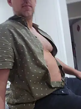 Snapshot of DanielGrey_SA chatting on March 2, 3:41 pm DanielGrey SA online show from March 2, 3:41 pm