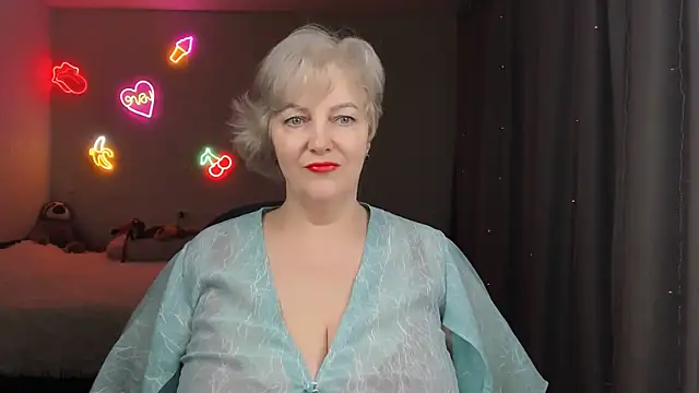 Mary-Leee online show from April 15, 6:20 am