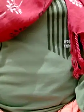 Curvy Anvika online show from March 9, 1:15 pm