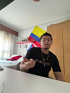 Snapshot of 16jhefry16 chatting on March 8, 4:11 pm 16jhefry16 online show from March 8, 4:11 pm