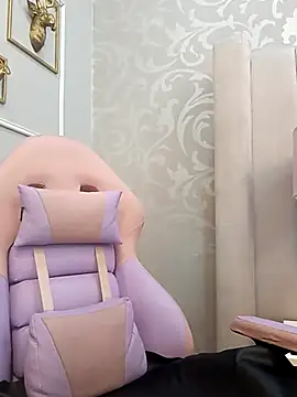 Melie me online show from March 10, 11:04 am