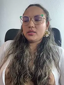 Valentina Liora online show from March 12, 2:12 pm