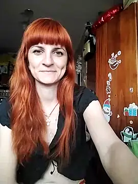 Snapshot of YaroslavaLester chatting on May 14, 8:32 am YaroslavaLester online show from May 14, 8:32 am