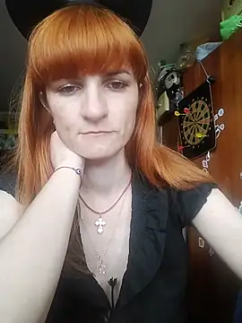 Snapshot of YaroslavaLester chatting on June 9, 10:38 am YaroslavaLester online show from June 9, 10:38 am