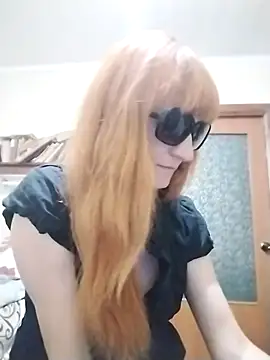 Snapshot of YaroslavaLester chatting on July 1, 3:34 pm YaroslavaLester online show from July 1, 3:34 pm