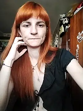 Snapshot of YaroslavaLester chatting on July 23, 7:39 am YaroslavaLester online show from July 23, 7:39 am