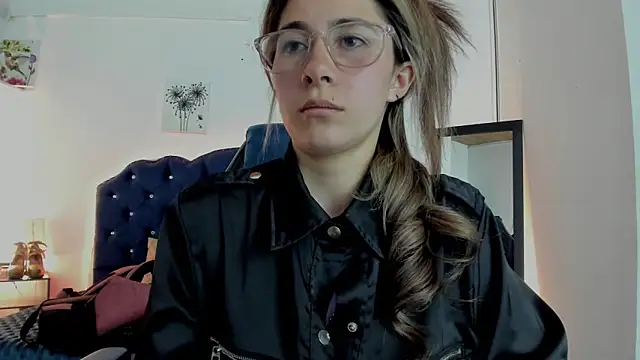 SaraRoadess online show from March 19, 9:19 pm