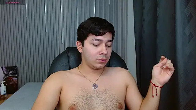Julian Smith21 online show from April 25, 1:08 am