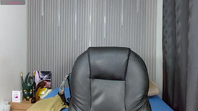 Snapshot of Julian_Smith21 chatting on June 7, 3:43 am Julian Smith21 online show from June 7, 3:43 am