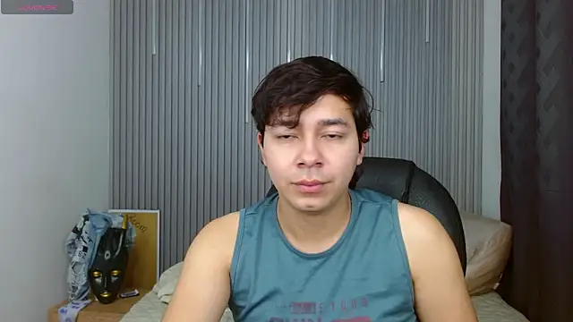 Snapshot of Julian_Smith21 chatting on June 18, 3:51 am Julian Smith21 online show from June 18, 3:51 am