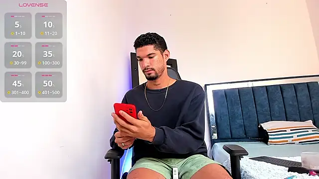 CarlosHotVibes online show from March 4, 12:44 pm