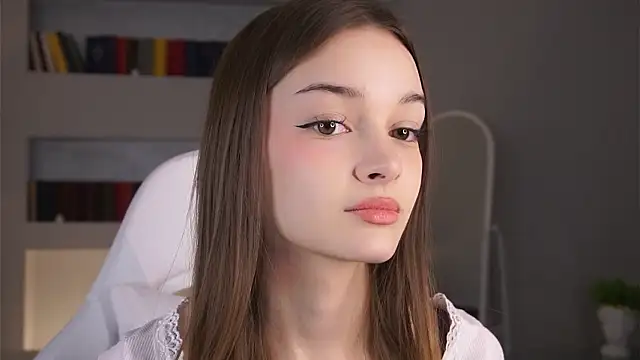 JodiAwyie online show from March 12, 4:57 pm