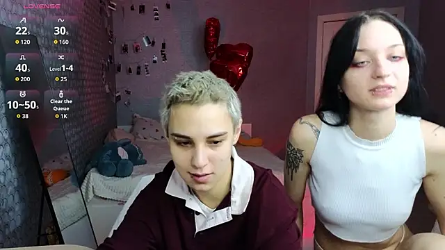 LuxuryLoverss online show from March 13, 11:06 am