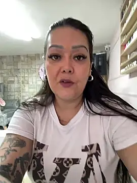 Snapshot of violeta_delavega chatting on June 4, 6:47 pm violeta delavega online show from June 4, 6:47 pm