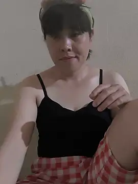 juicy-milu online show from June 7, 3:05 pm