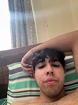 lucasmaxtoy online show from March 13, 8:32 am