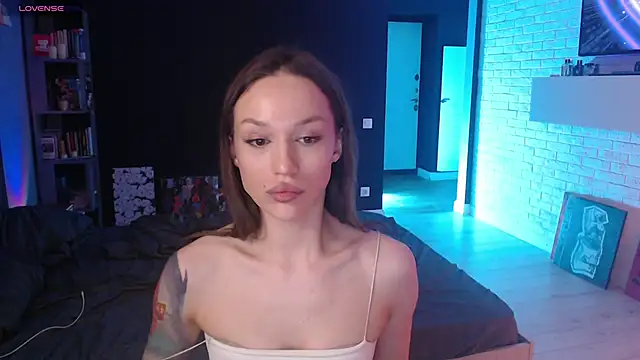 Snapshot of Jade_Amore chatting on May 6, 4:23 pm Jade Amore online show from May 6, 4:23 pm