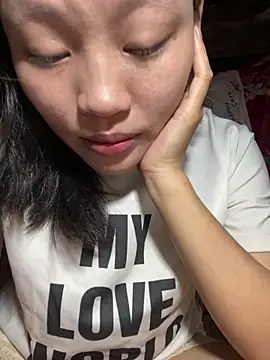 Snapshot of Shin-kin chatting on March 2, 12:35 am Shin-kin online show from March 2, 12:35 am