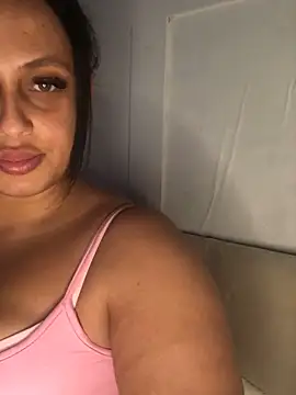 mayawesttt online show from March 5, 1:18 pm