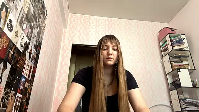 Snapshot of JanineThielman chatting on June 4, 6:30 am JanineThielman online show from June 4, 6:30 am