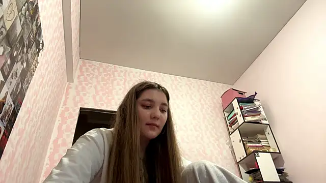Snapshot of JanineThielman chatting on June 14, 1:24 pm JanineThielman online show from June 14, 1:24 pm