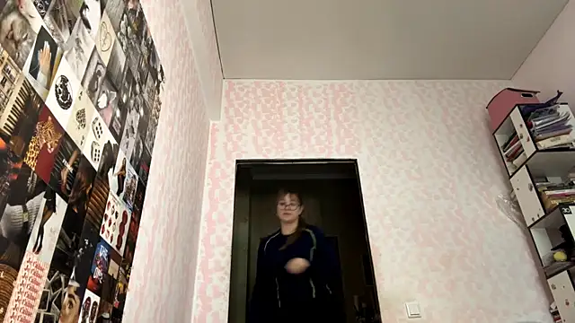 Snapshot of JanineThielman chatting on June 22, 12:57 pm JanineThielman online show from June 22, 12:57 pm